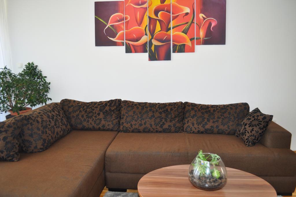Apartment Kristijan Makarska Exterior photo